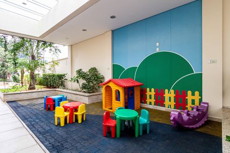 Apartamento à venda com 89m², 2 quartos e 3 vagasÁrea comum - Playground