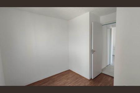 Quarto 2 de apartamento para alugar com 2 quartos, 34m² em Parque Sao Rafael, São Paulo