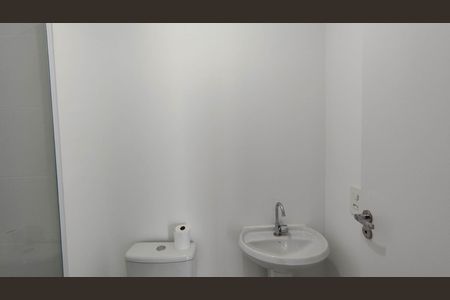 Apartamento para alugar com 34m², 2 quartos e sem vagaBanheiro