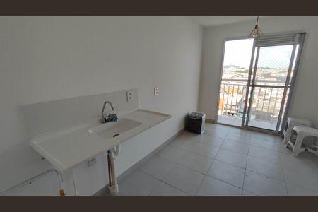 Sala / Cozinha / Área de serviço de apartamento para alugar com 2 quartos, 34m² em Parque Sao Rafael, São Paulo
