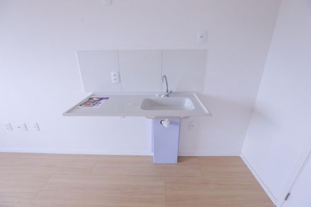 Cozinha de kitnet/studio para alugar com 1 quarto, 18m² em Jardim Jaragua (sao Domingos), São Paulo