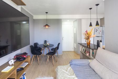 Sala de apartamento à venda com 2 quartos, 47m² em Usina Piratininga, São Paulo