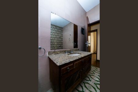 Apartamento à venda com 140m², 2 quartos e 1 vaga Apartamento à venda com 140m², 2 quartos e 1 vagaBanheiro Social