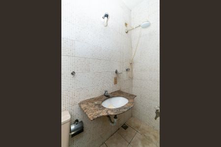 Apartamento à venda com 140m², 2 quartos e 1 vaga Apartamento à venda com 140m², 2 quartos e 1 vagaBanheiro da Suíte
