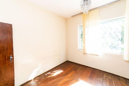 Apartamento à venda com 140m², 2 quartos e 1 vaga Apartamento à venda com 140m², 2 quartos e 1 vagaQuarto 1