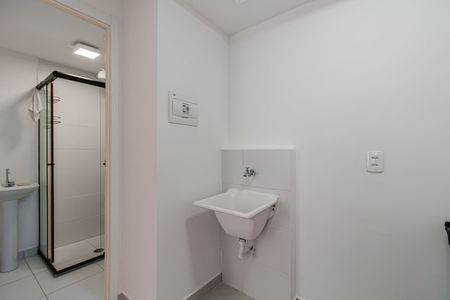 Cozinha de apartamento para alugar com 2 quartos, 34m² em Parque Industrial Tomas Edson, São Paulo