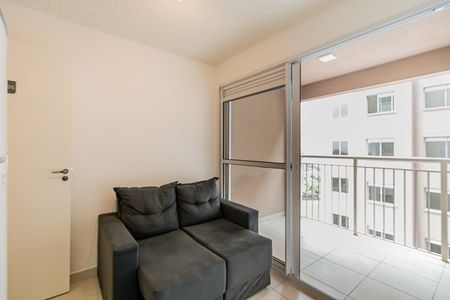 Sala de apartamento para alugar com 2 quartos, 34m² em Parque Industrial Tomas Edson, São Paulo