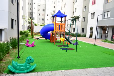 Apartamento para alugar com 40m², 2 quartos e 1 vagaÁrea comum - Playground