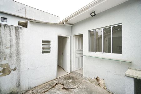 Casa para alugar com 103m², 2 quartos e 1 vagaQuintal