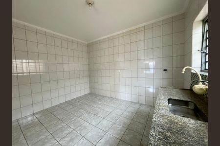 Casa à venda com 176m², 3 quartos e 3 vagas Casa à venda com 176m², 3 quartos e 3 vagasCozinha