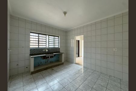 Casa à venda com 176m², 3 quartos e 3 vagas Casa à venda com 176m², 3 quartos e 3 vagasCozinha