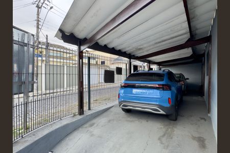 Casa à venda com 176m², 3 quartos e 3 vagas Casa à venda com 176m², 3 quartos e 3 vagasGaragem