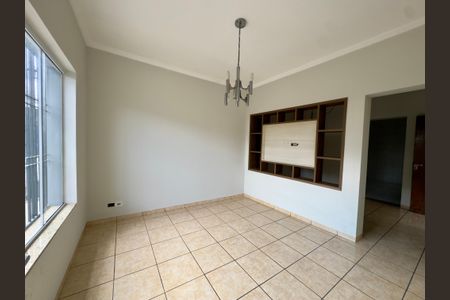 Casa à venda com 176m², 3 quartos e 3 vagas Casa à venda com 176m², 3 quartos e 3 vagasSala