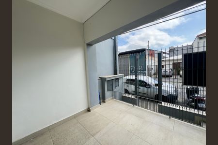 Casa à venda com 176m², 3 quartos e 3 vagas Casa à venda com 176m², 3 quartos e 3 vagasÁrea externa