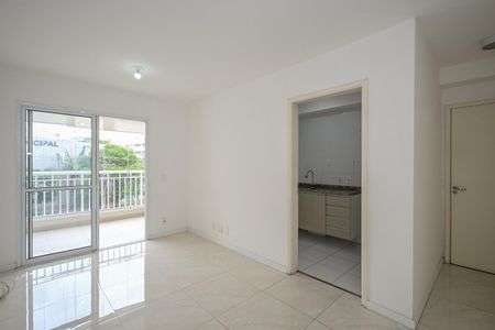 Sala de apartamento para alugar com 3 quartos, 73m² em Parque Taboao, Taboão da Serra