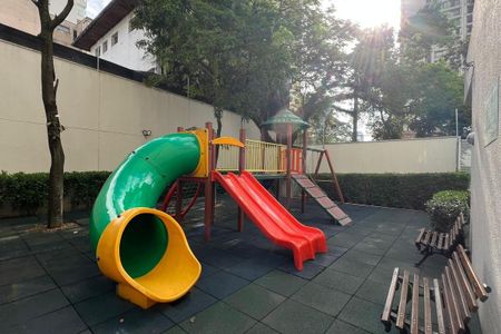 Apartamento à venda com 105m², 1 quarto e 2 vagasÁrea Comum - Playground