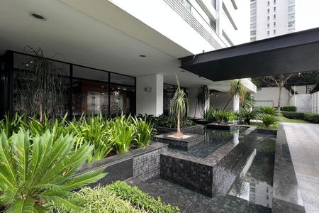 Apartamento à venda com 105m², 1 quarto e 2 vagasEntrada do Prédio