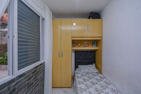 Casa à venda com 250m², 3 quartos e 3 vagas Casa à venda com 250m², 3 quartos e 3 vagasQuarto 3