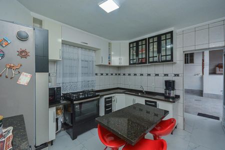 Casa à venda com 250m², 3 quartos e 3 vagas Casa à venda com 250m², 3 quartos e 3 vagasCozinha
