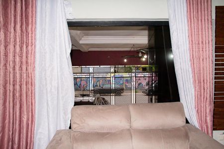 Casa à venda com 350m², 4 quartos e 1 vagaSala