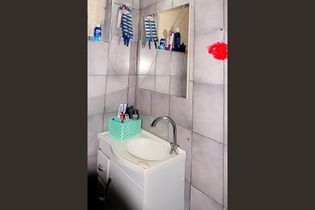 Casa à venda com 350m², 4 quartos e 1 vagaBanheiro da suite