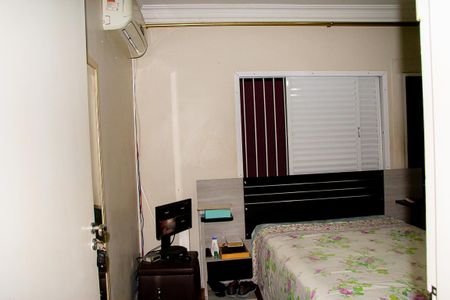 Casa à venda com 350m², 4 quartos e 1 vagaSuite