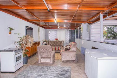 Casa à venda com 350m², 4 quartos e 1 vagacozinha da área de lazer