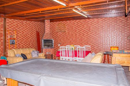 Casa à venda com 350m², 4 quartos e 1 vagaArea de Lazer