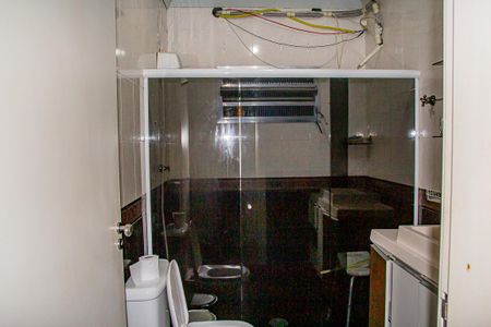 Casa à venda com 350m², 4 quartos e 1 vagaBanheiro