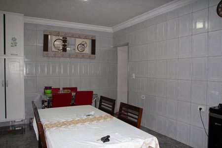 Casa à venda com 350m², 4 quartos e 1 vagaCozinha