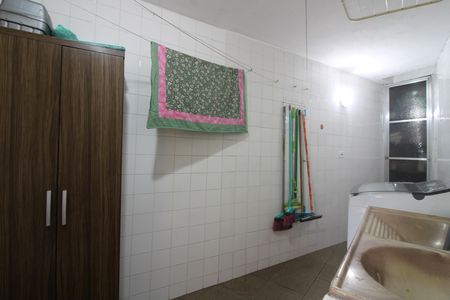 Casa à venda com 150m², 2 quartos e 2 vagasÁrea de Serviço