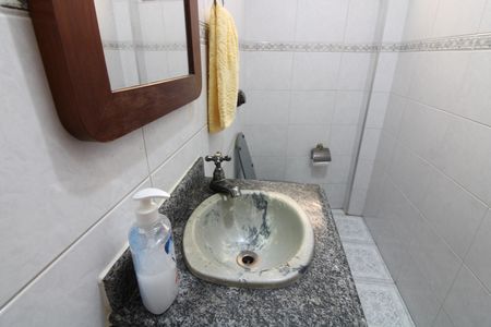 Casa à venda com 150m², 2 quartos e 2 vagasBanheiro 2