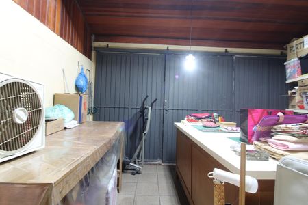 Casa à venda com 150m², 2 quartos e 2 vagassalão da Garagem