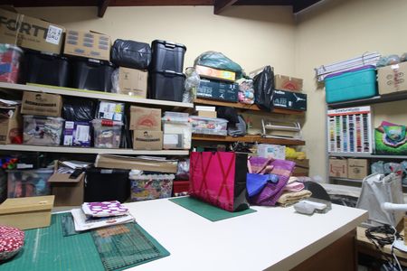Casa à venda com 150m², 2 quartos e 2 vagassalão da Garagem
