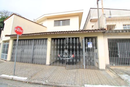 Casa à venda com 150m², 2 quartos e 2 vagasFachada