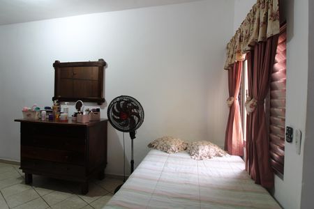 Casa à venda com 150m², 2 quartos e 2 vagasQuarto 2