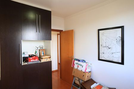 Apartamento à venda com 80m², 3 quartos e 2 vagasQuarto