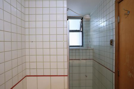 Apartamento à venda com 80m², 3 quartos e 2 vagasBanheiro da Suíte