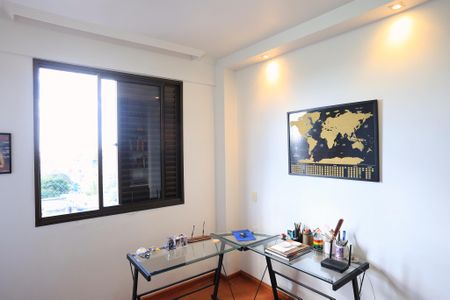 Apartamento à venda com 80m², 3 quartos e 2 vagasQuarto