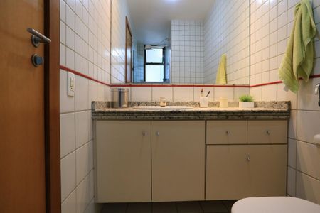 Apartamento à venda com 80m², 3 quartos e 2 vagasBanheiro da Suíte