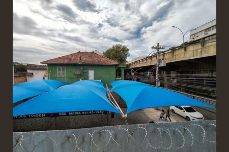 Casa à venda com 349m², 4 quartos e 2 vagas Casa à venda com 349m², 4 quartos e 2 vagasVista do Quarto 4