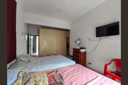 Casa à venda com 349m², 4 quartos e 2 vagas Casa à venda com 349m², 4 quartos e 2 vagasQuarto 2