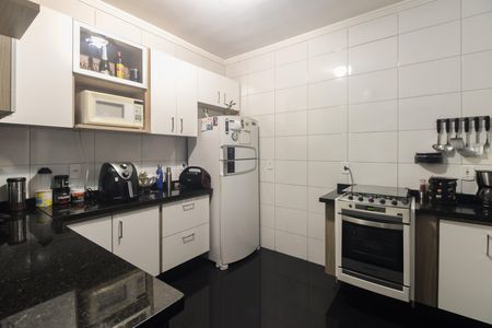 Casa de condomínio à venda com 120m², 3 quartos e 2 vagas Casa de condomínio à venda com 120m², 3 quartos e 2 vagasCozinha