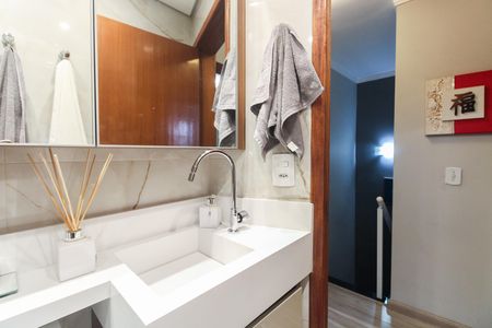 Casa de condomínio à venda com 120m², 3 quartos e 2 vagas Casa de condomínio à venda com 120m², 3 quartos e 2 vagasBanheiro Social