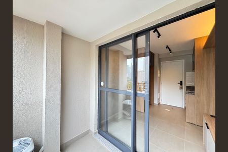 Apartamento para alugar com 25m², 1 quarto e sem vaga Apartamento para alugar com 25m², 1 quarto e sem vagaVaranda