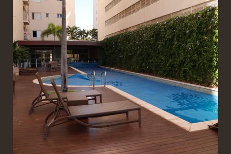 Apartamento para alugar com 167m², 4 quartos e 2 vagasÁrea comum - Piscina