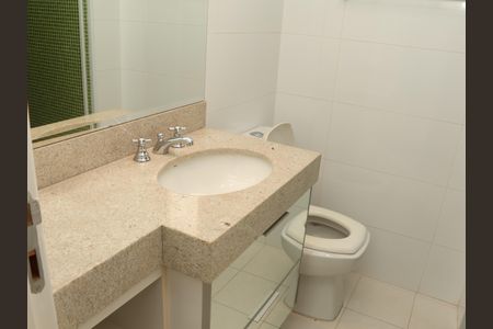 Apartamento para alugar com 167m², 4 quartos e 2 vagasBanheiro - suite 1
