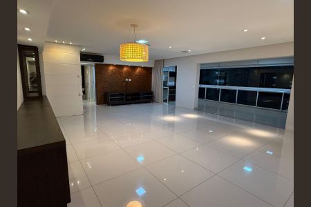 Apartamento para alugar com 167m², 4 quartos e 2 vagasCozinha