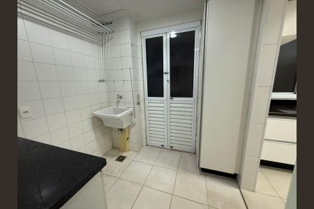 Apartamento para alugar com 167m², 4 quartos e 2 vagasBanheiro 1