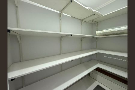 Apartamento para alugar com 167m², 4 quartos e 2 vagasCozinha